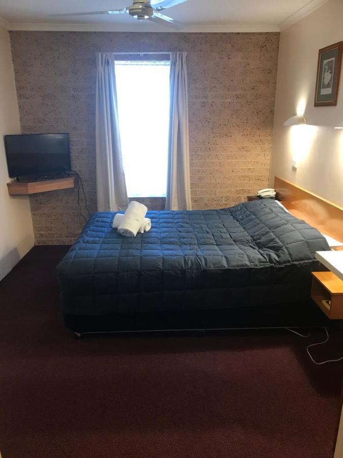 Cedar Lodge Motel Armidale Dış mekan fotoğraf