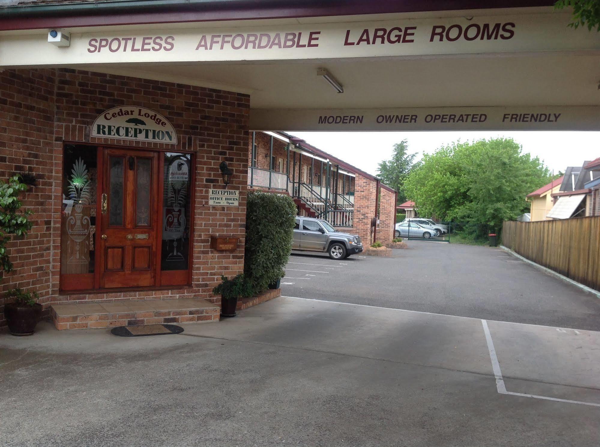 Cedar Lodge Motel Armidale Dış mekan fotoğraf
